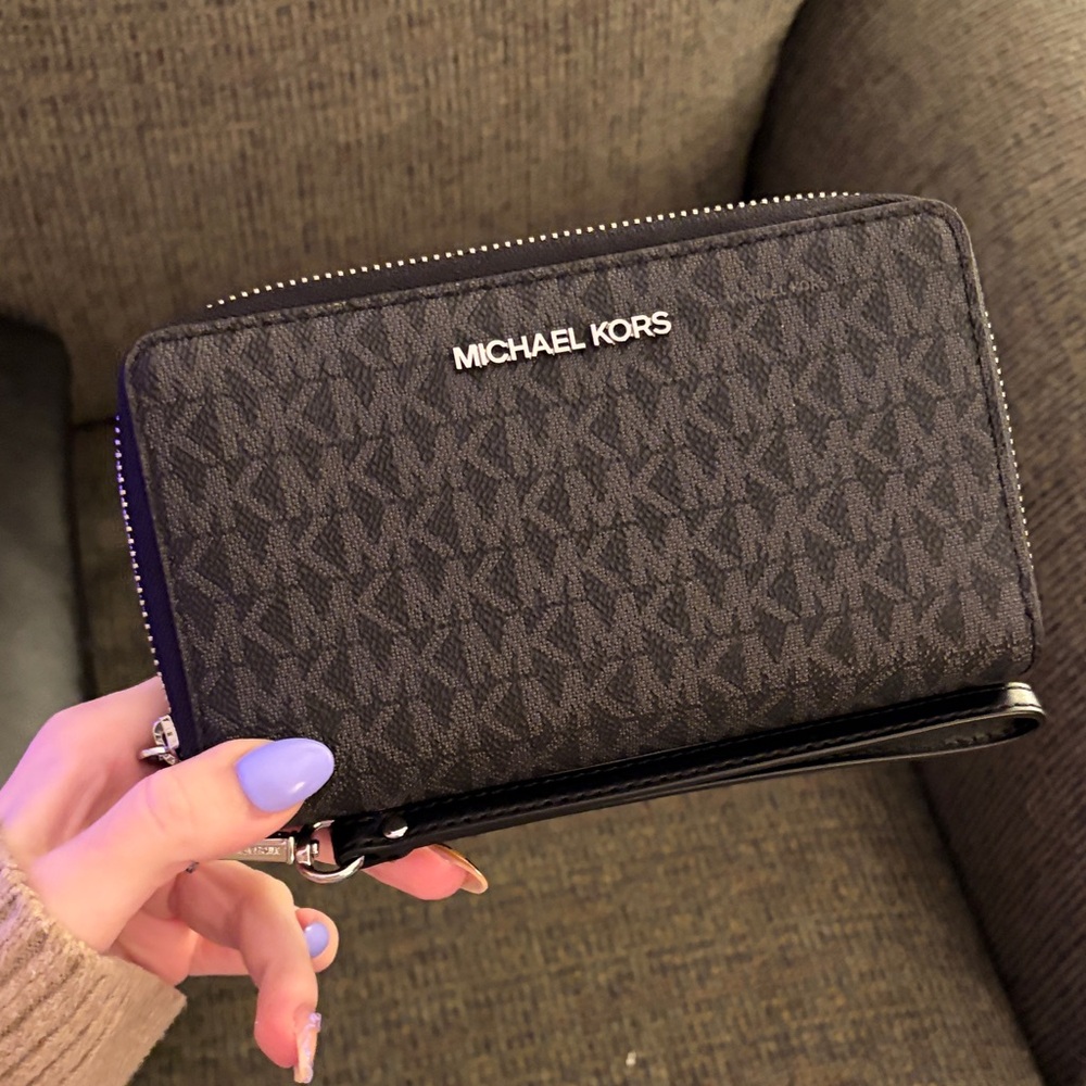 Michael Kors Monogram Black Wristlet